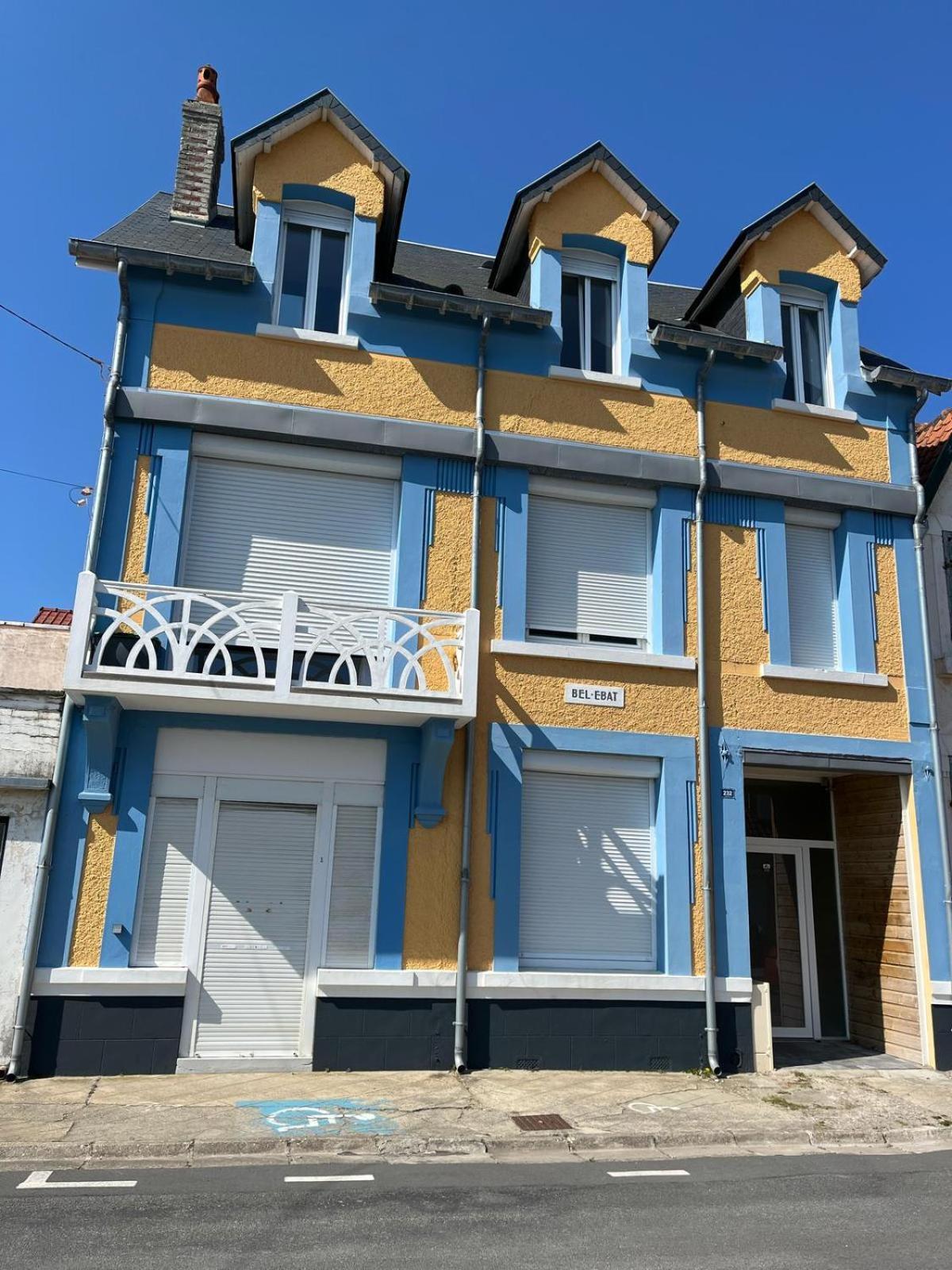 Apartment Mahon 250m De La Place